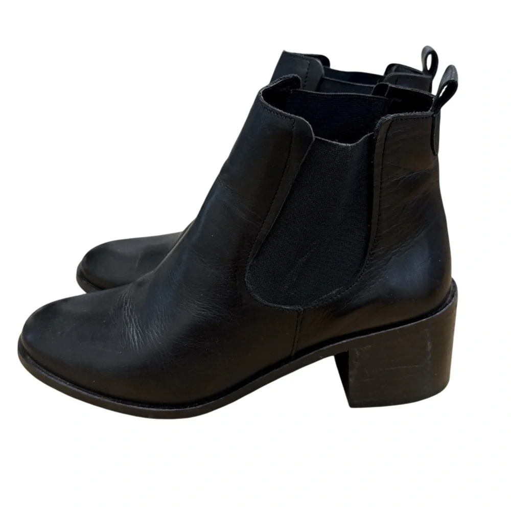 Asos Depp Block Heel Chelsea Boot‎ Leather size 7 Black